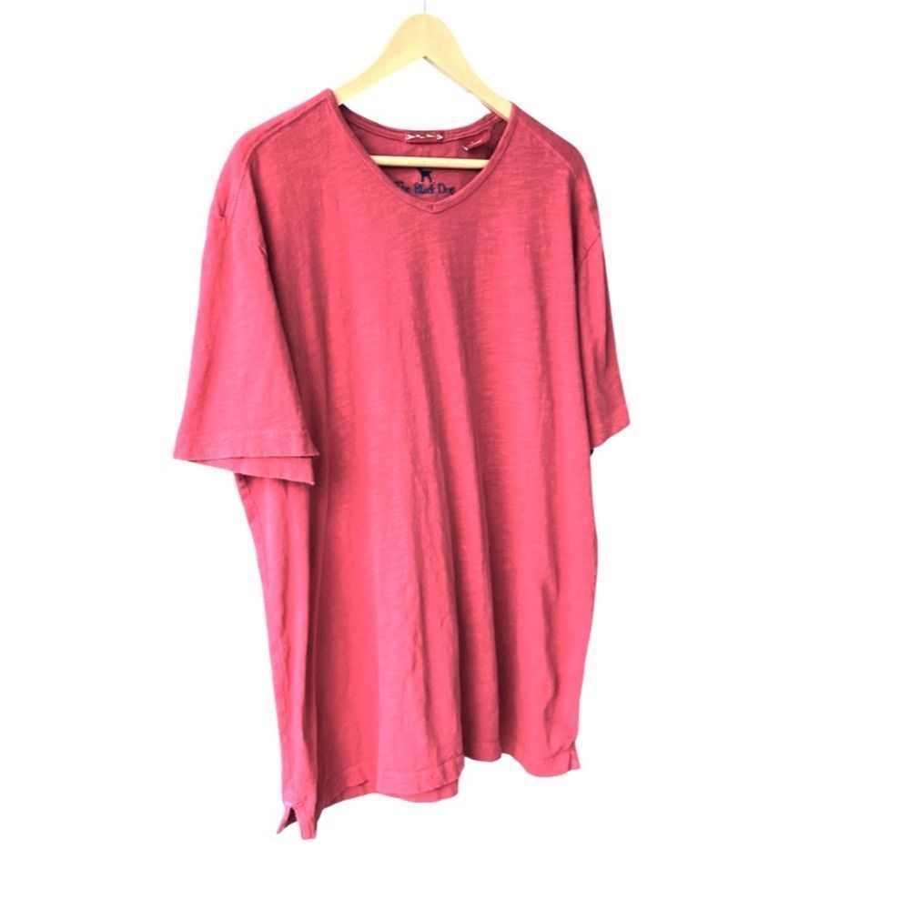 The Black Dog Men’s V-Neck T-Shirt. Coral. Large - Picture 4 of 15